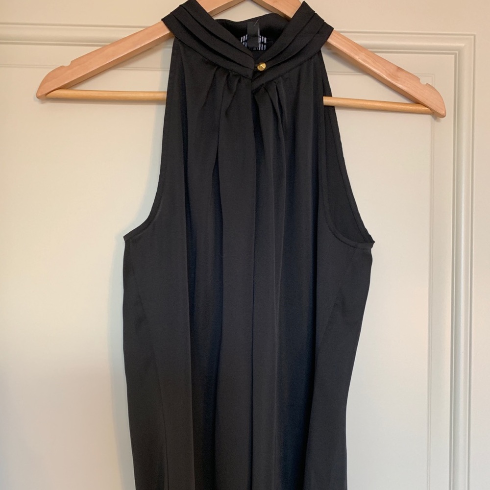 Limited Black Keyhole Top